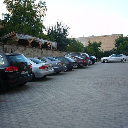 Bed and Breakfast Erhardt Panzio Шопрон Экстерьер фото